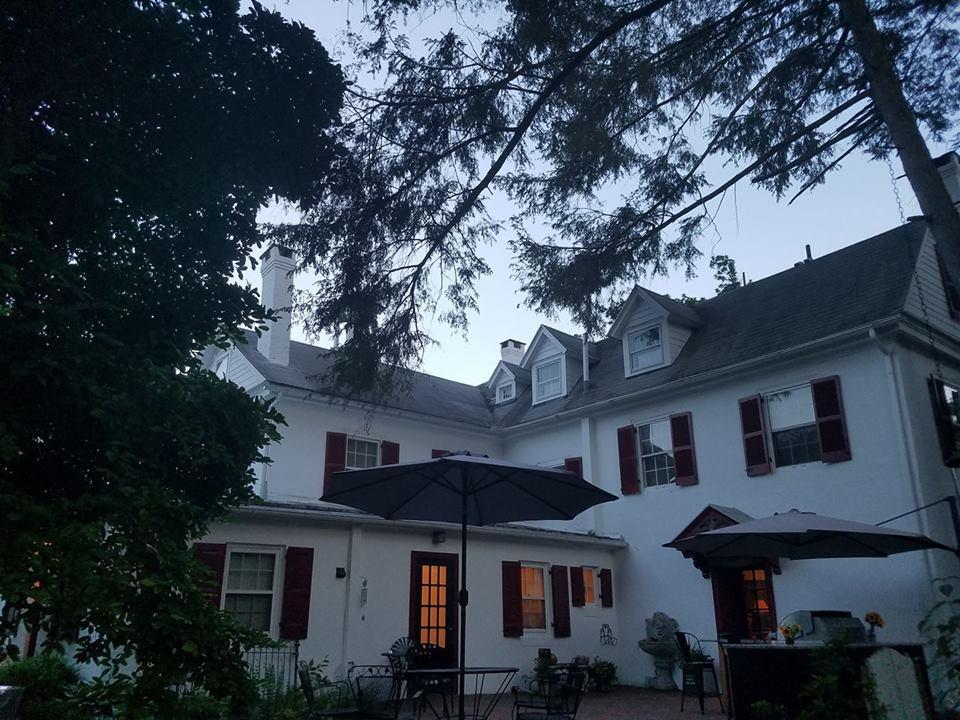 1777 Americana Inn & Lancaster Brewery Ефрата Екстериор снимка