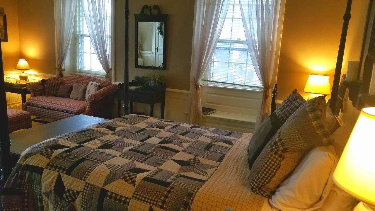 1777 Americana Inn & Lancaster Brewery Ефрата Екстериор снимка
